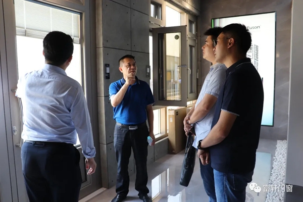 富轩全屋门窗喜迎江苏南通招商局考察团一行莅临考察