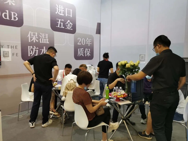 E格静音系统门窗亮相第17届深圳名品家博会 首秀爆单超百万