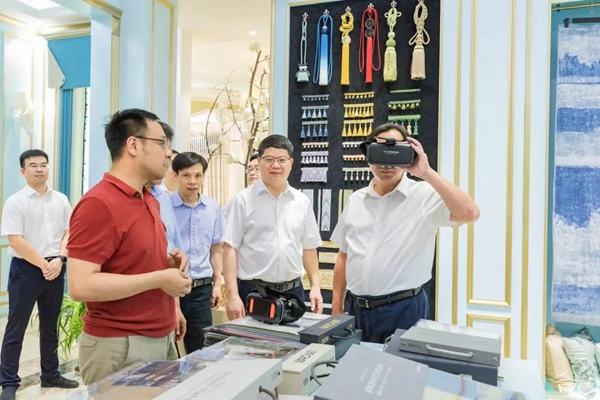 金蝉布艺迎接绍兴市市委书记马卫光等领导莅临考察调研