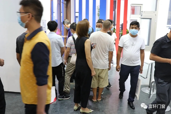富轩全屋门窗打破常规 耀世绽放广州建博会