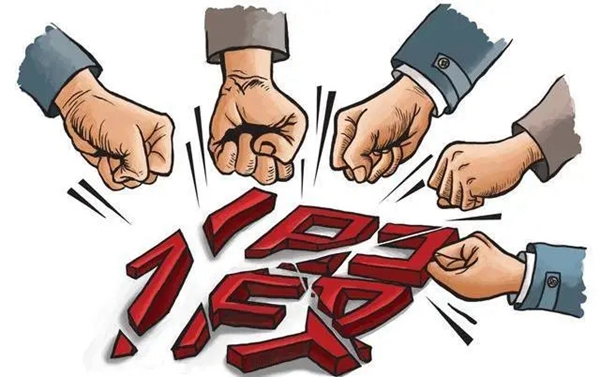 尚品本色木门联合警方重拳打假 维护消费者合法权益