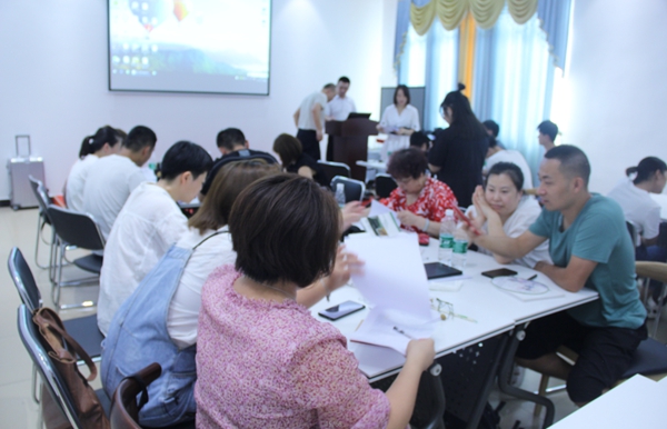 乾昇家居商学院第四届软装研习班圆满结业 乾昇家居商学院第四届软装研习班圆满结业