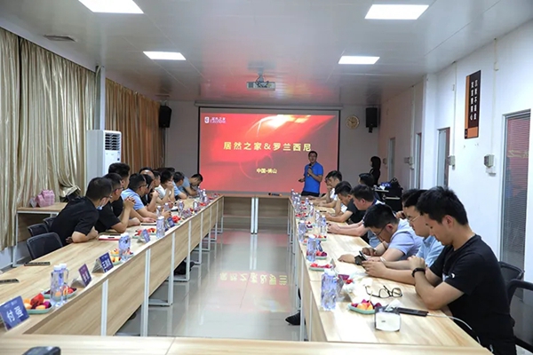 罗兰西尼系统门窗携手居然之家 强强联合共赢未来 罗兰西尼系统门窗携手居然之家 强强联合共赢未来