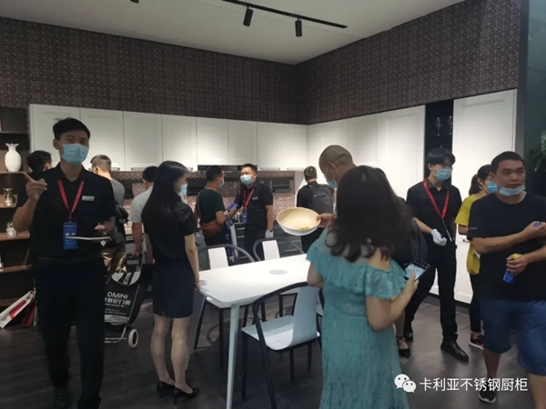 CANLiA卡利展馆吸引大批观众鉴赏 绽放品牌魅力