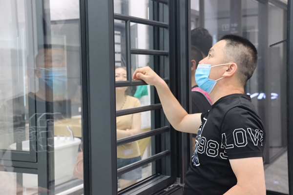 金云雀门窗品牌营销战略规划暨招商战略会议成功举行 金云雀门窗品牌营销战略规划暨招商战略会议成功举行