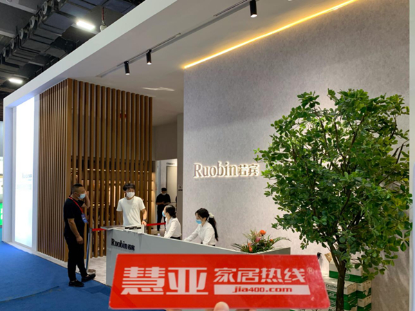 2020中国建博会(广州)丨【亿佳】若宾营销总监梁举元:多项帮扶政策,助力经销商腾飞