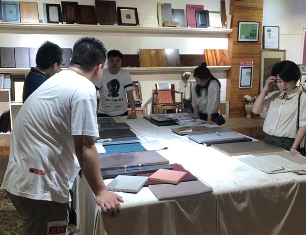 华润涂料全国价值服务中心迎参观潮 家具企业加速奔跑