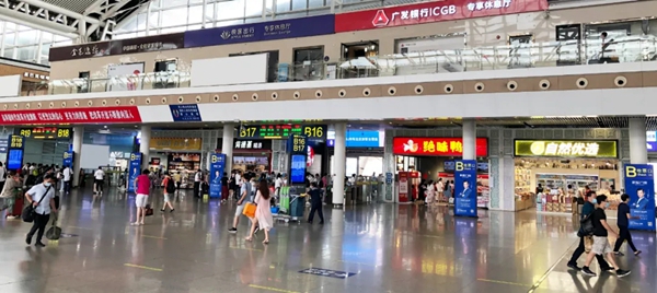 新标门窗再次霸屏高铁 彰显品牌实力