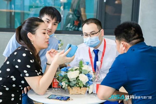 2020中国建博会(广州)圆满收官 致尚门窗再创辉煌战绩 2020中国建博会(广州)圆满收官 致尚门窗再创辉煌战绩