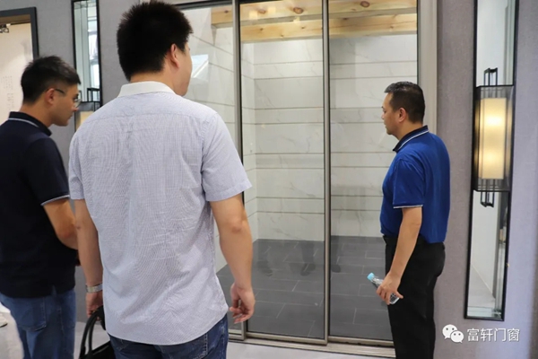 富轩全屋门窗喜迎江苏南通招商局考察团一行莅临考察