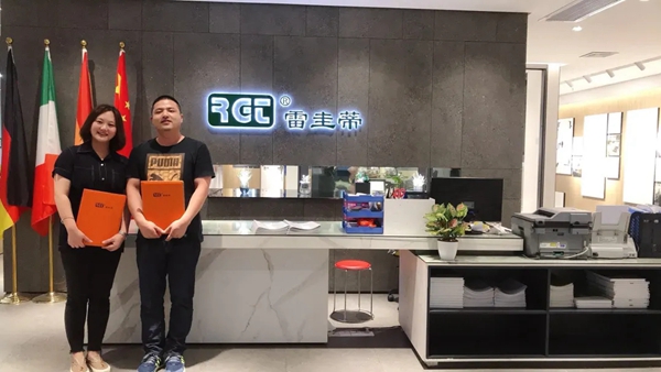 雷圭蒂系统门窗五金商客云集 七月展会签约火爆