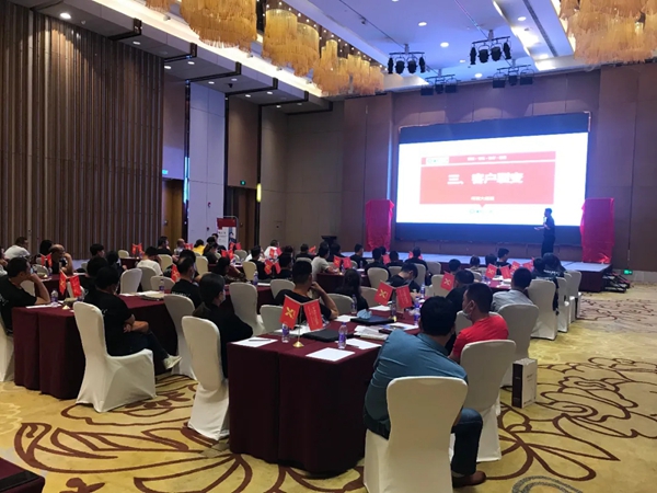 嘉尊木门千城万店战略发布暨江苏赢销峰会圆满结束