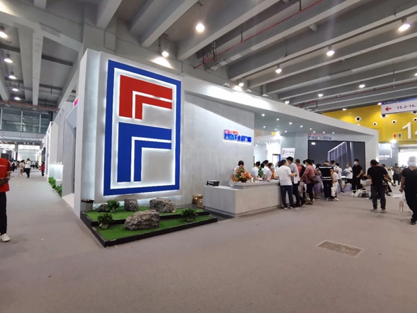 富轩全屋门窗迎来大咖访团 江西安义县领导团莅临参观