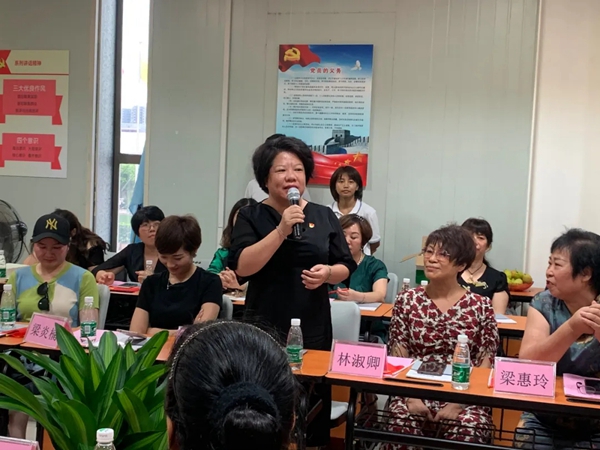 迪峰机械“ 庆七一座谈会”党建主题活动成功举办