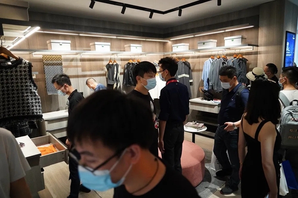 玛格全屋定制成建博会顶流 受客商青睐与信任 玛格全屋定制成建博会顶流 受客商青睐与信任