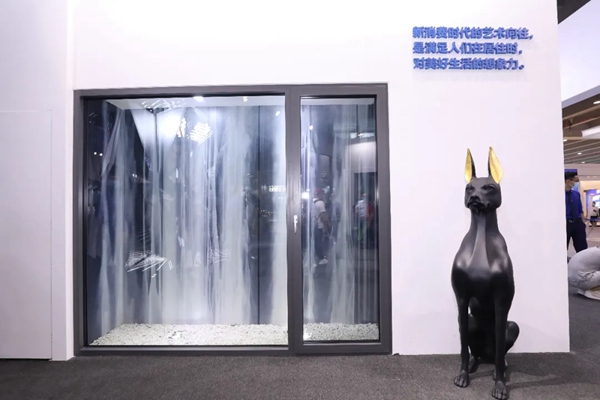 皇派门窗主题展厅“境·界”闪耀亮相2020中国建博会(广州)