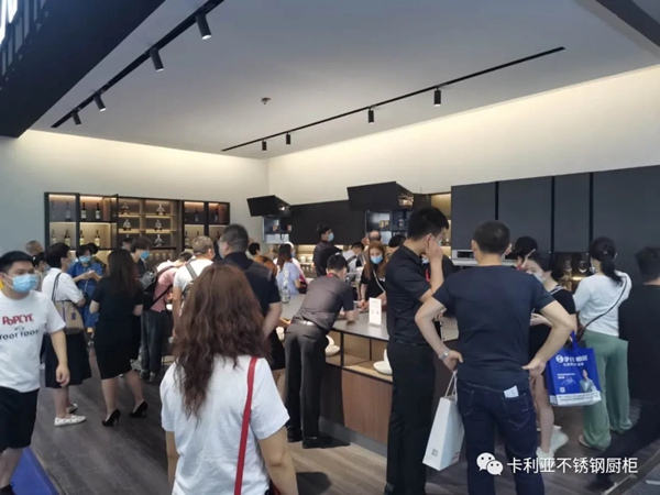 CANLiA卡利展馆吸引大批观众鉴赏 绽放品牌魅力
