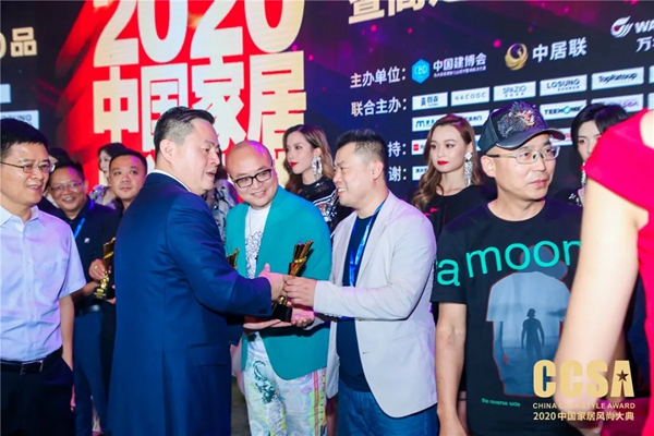 梦天木门再领风尚 荣获“中国高定TOP10品牌”