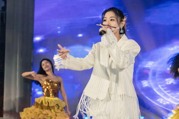 汉森门窗十载芳华 筑梦远航 群星演唱会终端培训会议圆满落幕