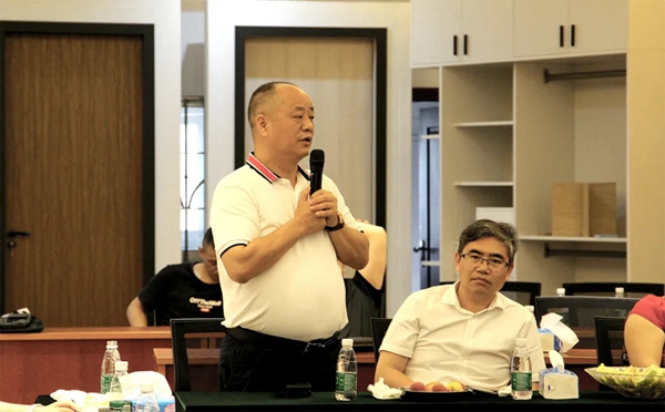 嘉木丽家荣当佛山室内设计协会副会长单位