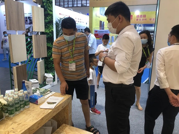 千年舟·澳思柏恩打造健康新风尚 OSB惊艳亮相郑州展会 千年舟·澳思柏恩打造健康新风尚 OSB惊艳亮相郑州展会