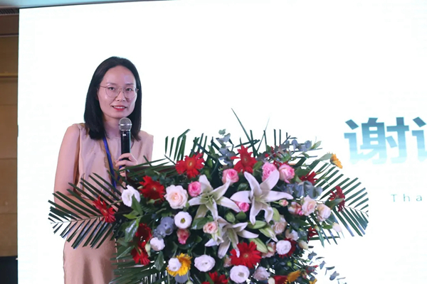 迪峰机械副总经理谢清应邀出席2020年第七届中国门业定制家居GDCC峰会