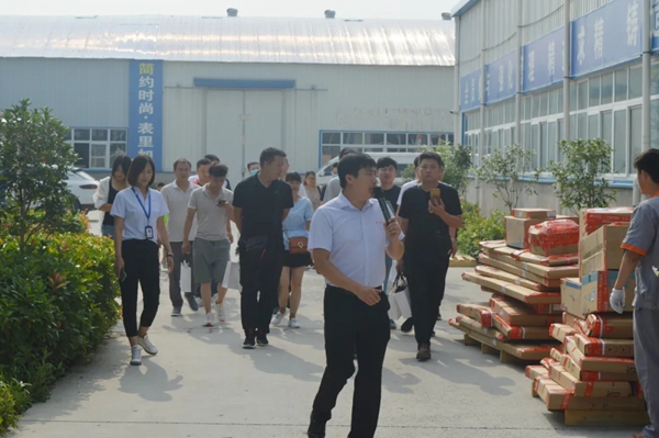 简一全屋定制千万大商俱乐部财富分享会圆满落幕