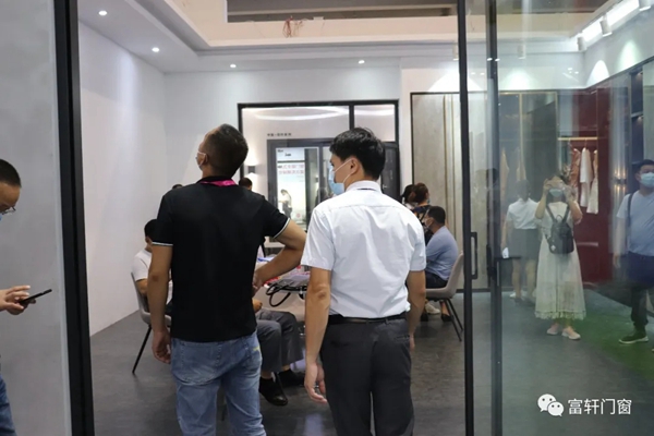 富轩全屋门窗打破常规 耀世绽放广州建博会