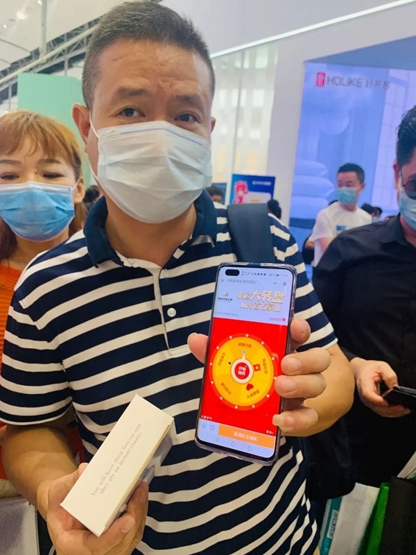 玛格全屋定制新品惊艳出圈 潮色慧品引爆全场 玛格全屋定制新品惊艳出圈 潮色慧品引爆全场