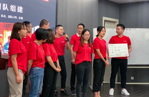 雅琪诺小班化教学×阶段式考核 助力加盟商终端综合升级