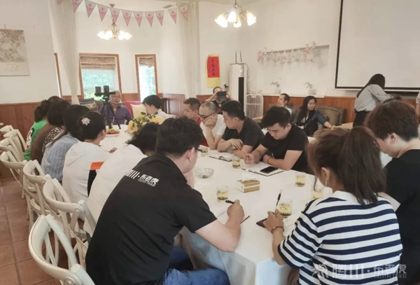 腾川•布老虎窗帘欢迎创业型实战派讲师张子凡莅临交流