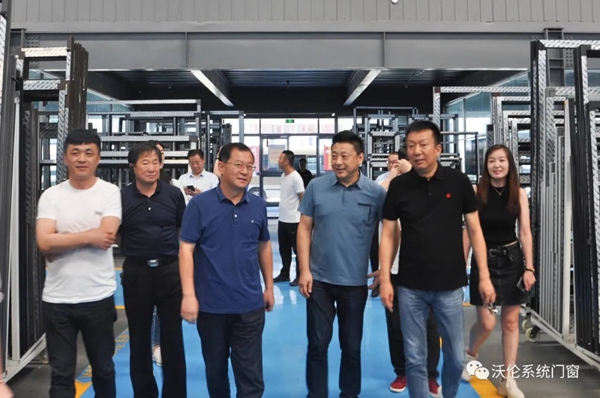 沃伦门窗迎来全国工商联家具装饰业商会参观考察
