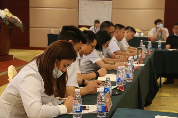凤铝高端系统门窗厂商座谈会圆满结束