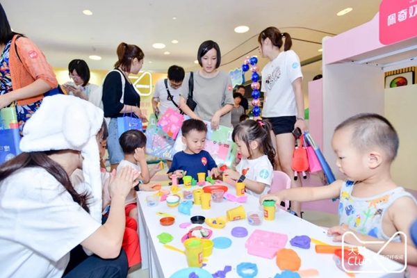 亚丹家居董事长张大校：有这么一个定制家居牌子能让你放心地住