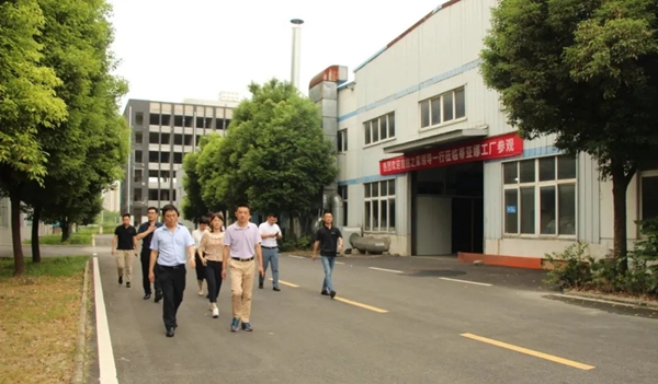 蒂亚娜全屋定制欢迎居然之家高管团队莅临总部参观