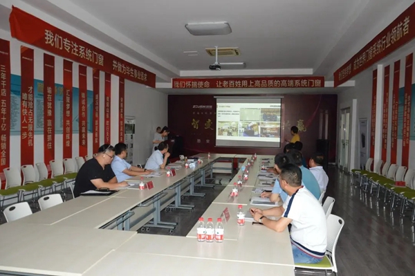 智赢门窗迎来市总工会调研组 莅临调研“十强”产业创先争优劳动竞赛重点项目