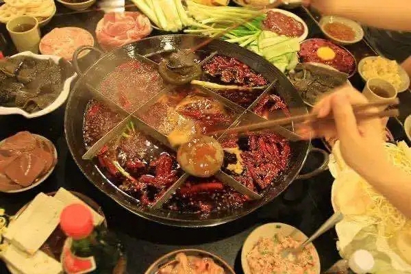 玛格全屋定制直播有看头 华少直播送福利