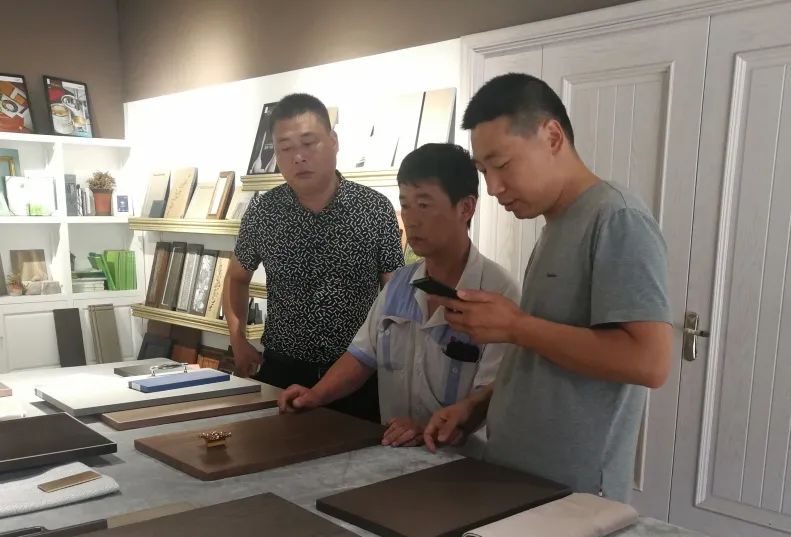 家居盛事不断，华润展示中心总部参观量创高峰