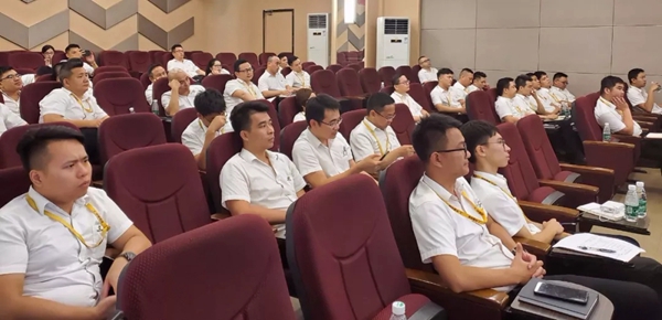 伟昌铝材门窗第二期内销培训会顺利举行
