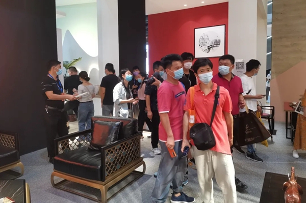 汇盈铜木缘因“缘”而遇国际名家具(东莞)展览会 汇盈铜木缘因“缘”而遇国际名家具(东莞)展览会