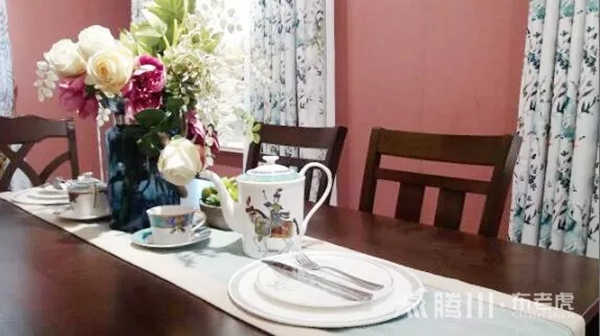 腾川•布老虎整体软装:窗帘用什么材质比较合适?有哪些搭配窍门?