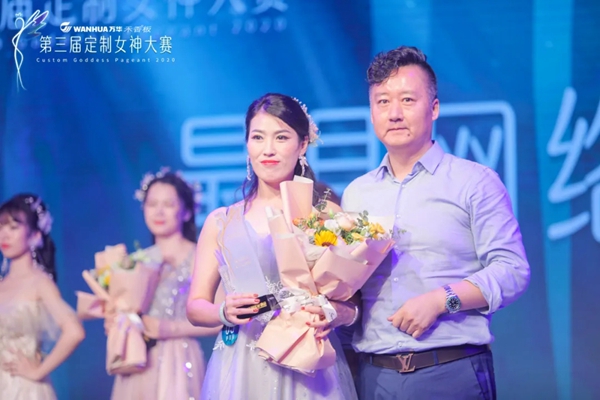 伊百丽全屋定制女神荣获第三届“最具网络人气女神奖” 伊百丽全屋定制女神荣获第三届“最具网络人气女神奖”