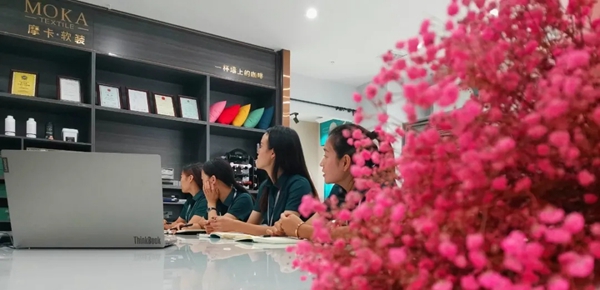 摩卡软装总部莅临贵州仁怀专卖店指导工作