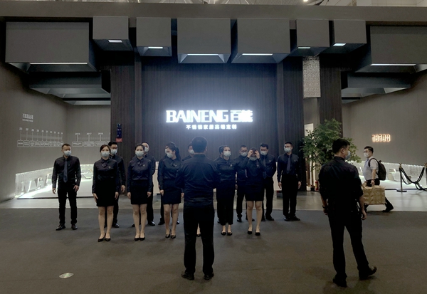 2020深圳国际家具展丨百能不锈钢家居产品研发总监周明春：注重细节打造人性化产品