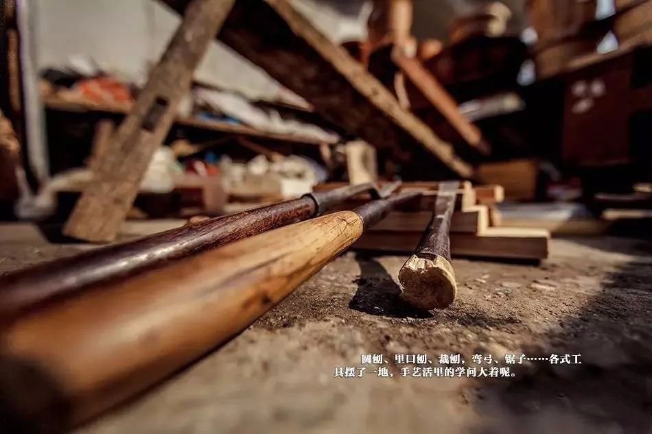 艺龙木门·整木定制:木工谚语,你知道几句?