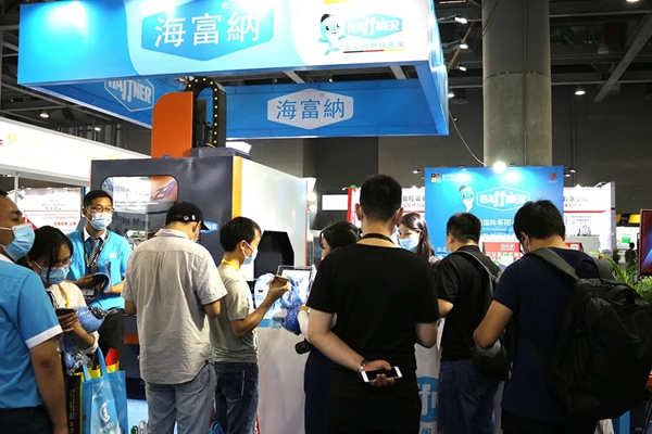 Haffner 海富纳门窗幕墙新品展现场人气火爆