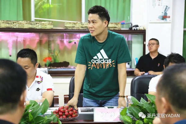 亚丹家居欢迎襄城县考察团及许昌商会企业家莅临参观
