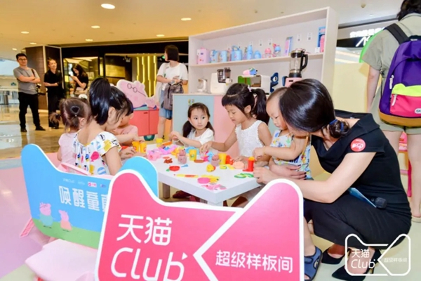 亚丹家居董事长张大校：有这么一个定制家居牌子能让你放心地住