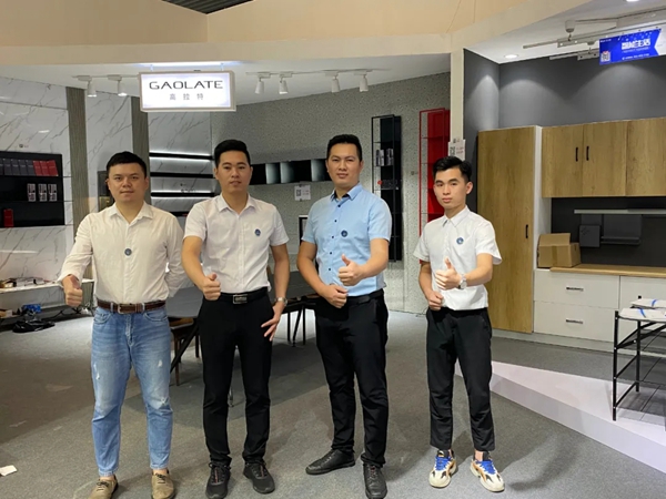 高拉特完美谢幕深圳家具展暨时尚设计周