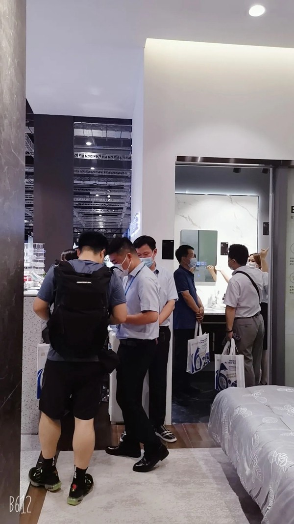 喜尔康智能家居亮相上海国际酒店工程设计与用品博览会